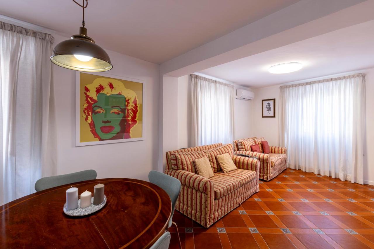 Parlamento Luxury Apartment Roma Eksteriør bilde